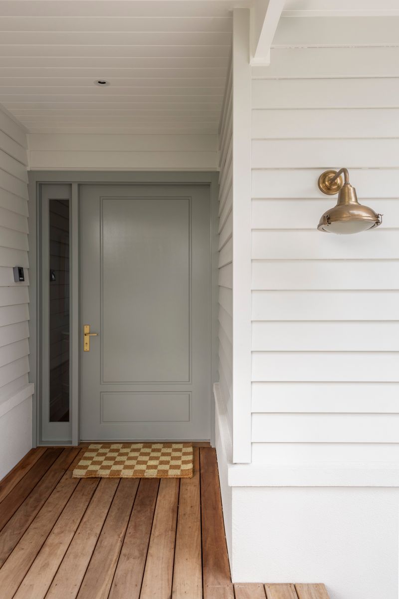 15244E85 - Annecy Lever - Stepped Backplate - Brushed Brass - Entrance
