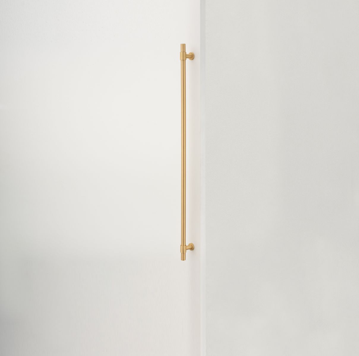 20729 - Helsinki Pull Handle - 900mm - Brushed Brass