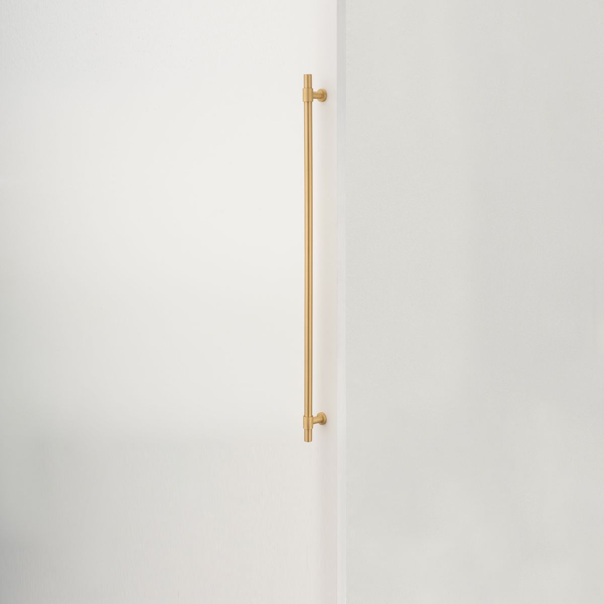 20729 - Helsinki Pull Handle - 900mm - Brushed Brass - Entrance