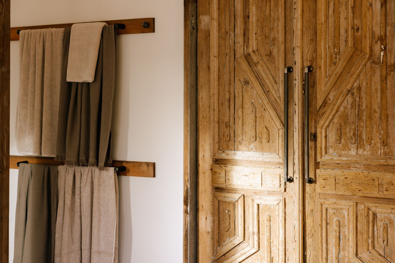 0479KENTR60KT - Brunswick Pull Handle - 600mm Entrance Kit with Separate High Security Lock - Satin Nickel - Entrance