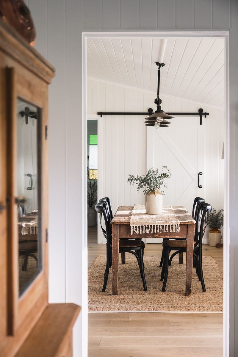 Iron Pull Handle - Offset H265xP60mm