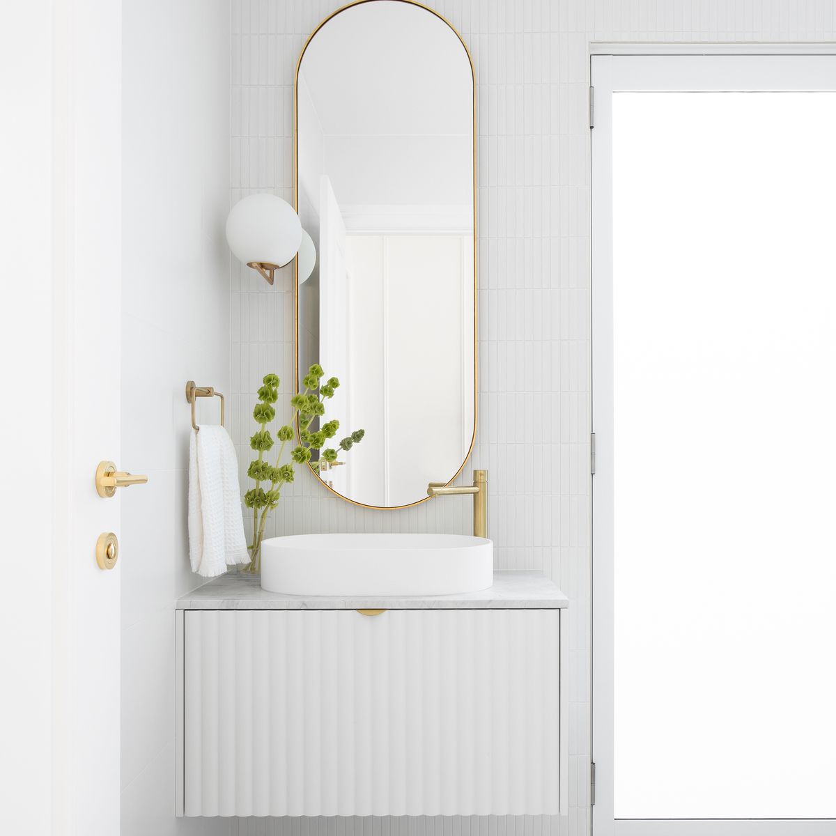 9365 - Baltimore Lever - Round Rose - Brushed Brass - Passage
