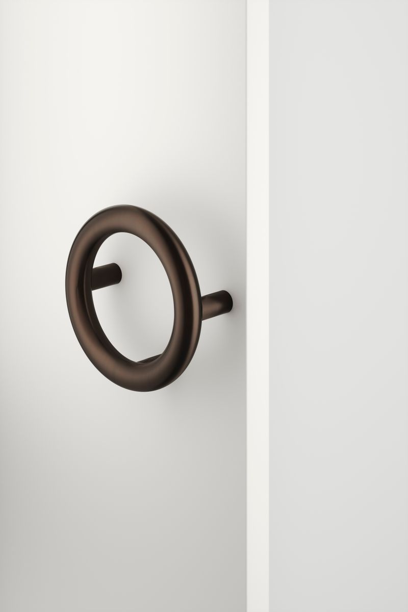 24152 - Puerto Door Pull - Signature Brass