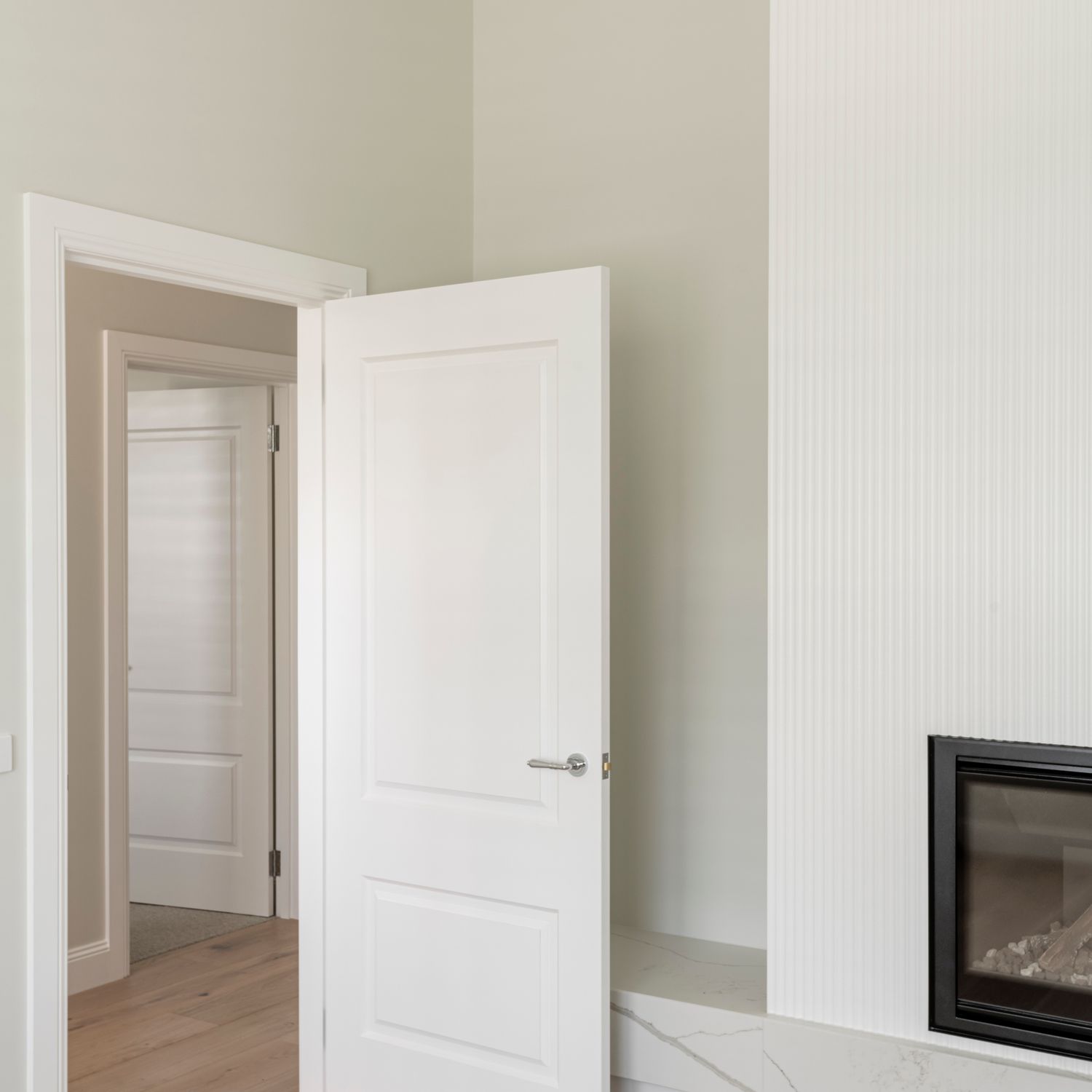 9208 - Sarlat Lever - Round Rose - Polished Nickel - Passage