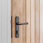 10730 - Verona Lever - Oval Backplate - Signature Brass - Passage