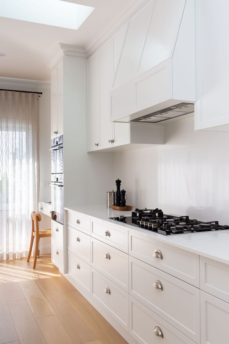 Classic Drawer Pull - Large