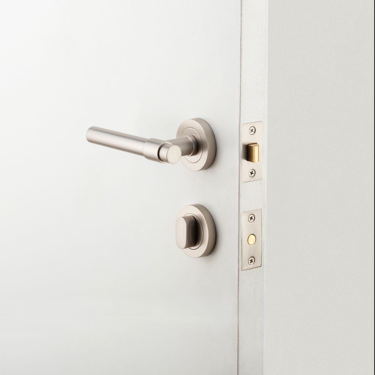 20629KPRIV60 - Helsinki Lever - Round Rose Privacy Kit with Separate Privacy Turn - Satin Nickel - Privacy
