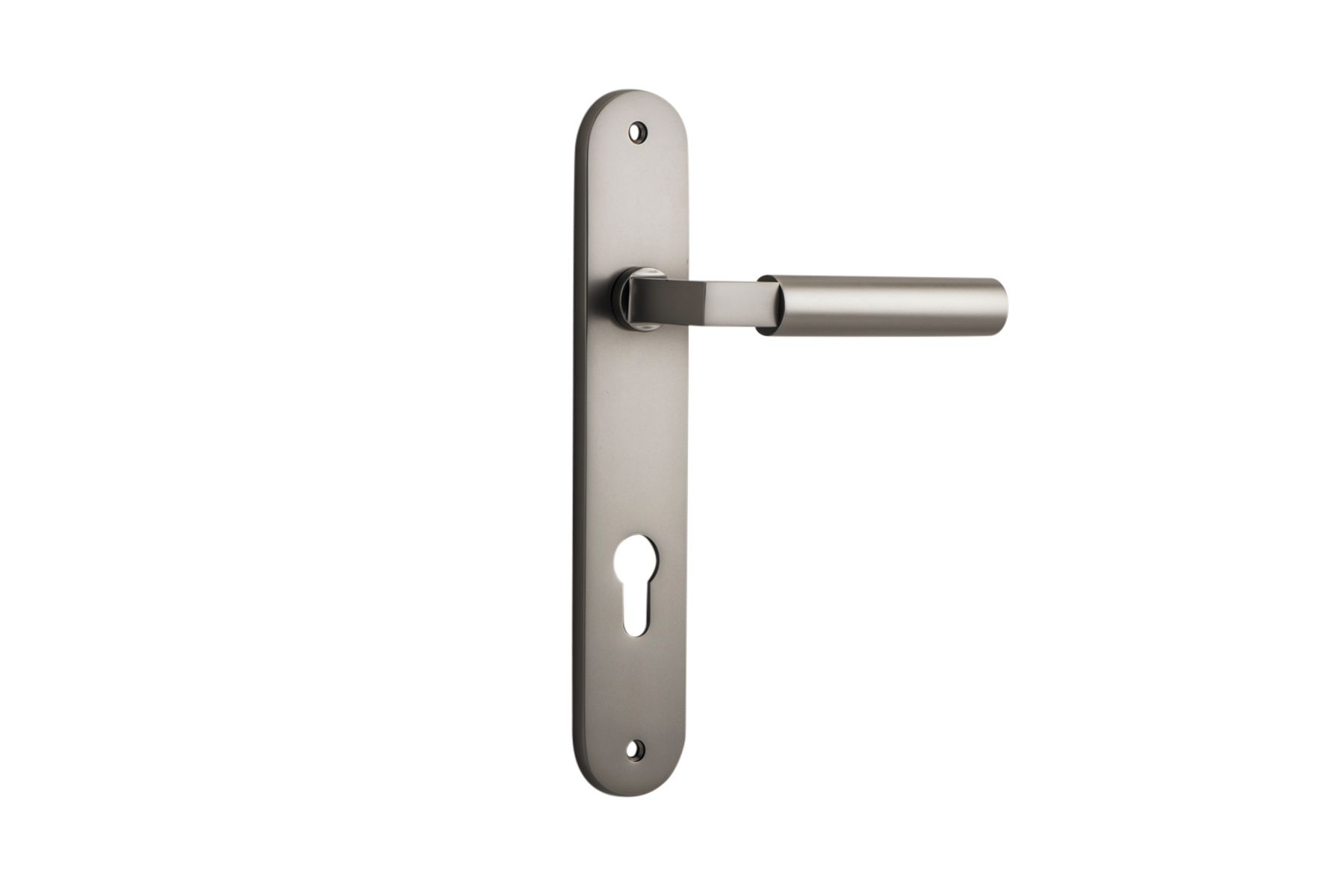 14766E85 - Berlin Lever - Oval Backplate - Satin Nickel - Entrance