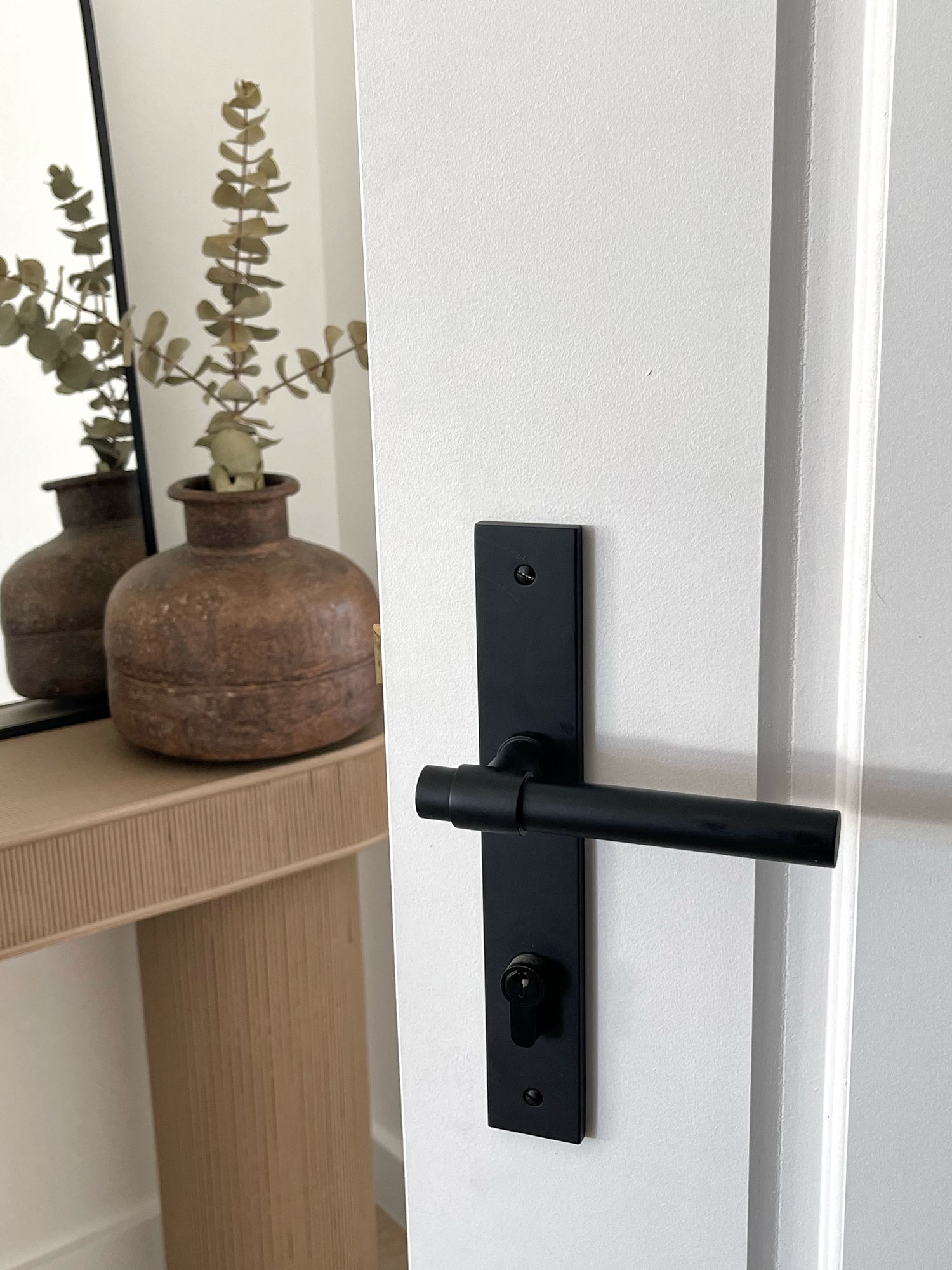 16396 - Helsinki Lever - Rectangular Backplate - Brushed Gold PVD - Passage