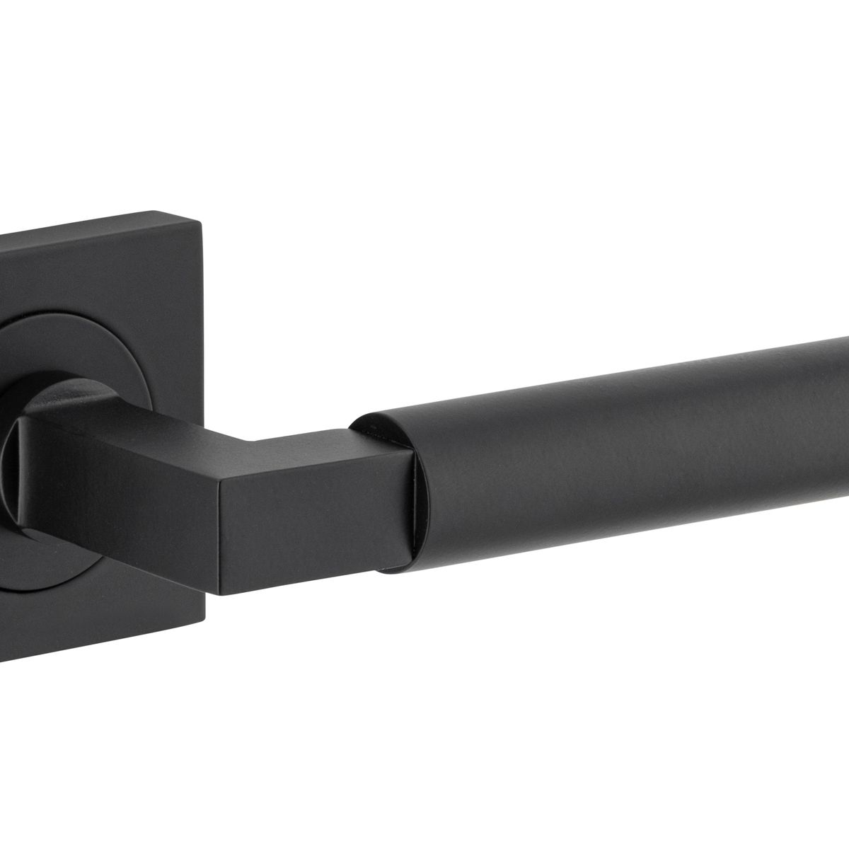 0413 - Berlin Lever - Square Rose - Matt Black - Passage