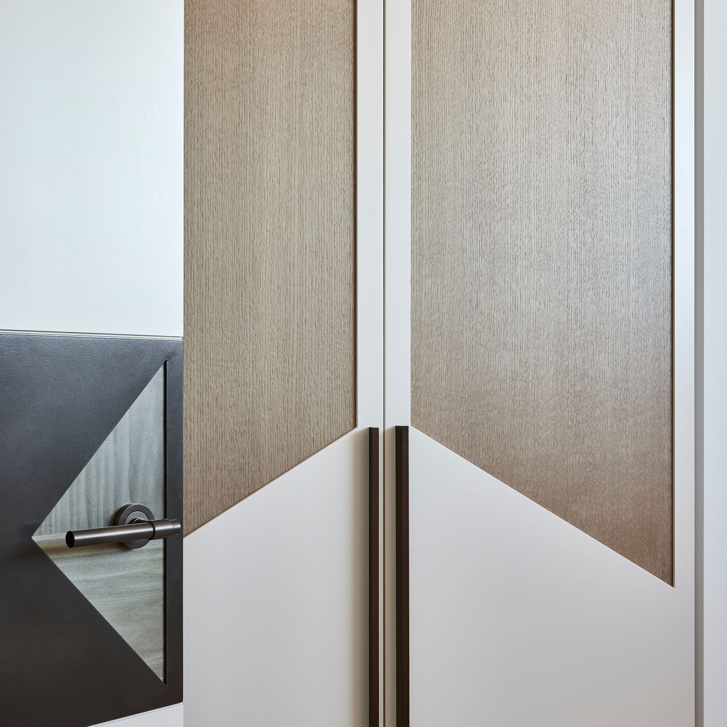 16626KIBPRIV60 - Helsinki Lever - Round Rose (Inbuilt Privacy) - Brushed Gold PVD - Privacy