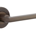 9211KIBPRIV60 - Baltimore Lever - Round Rose (Inbuilt Privacy) - Signature Brass - Privacy