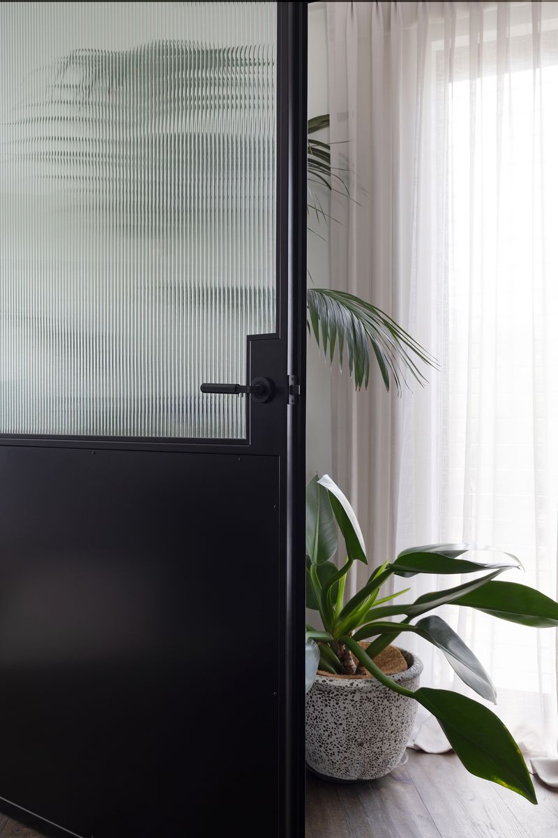 0353 - Brunswick Lever - Round Rose - Matt Black - Passage