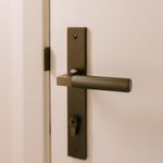 10752 - Brunswick Lever - Rectangular Backplate - Signature Brass - Passage