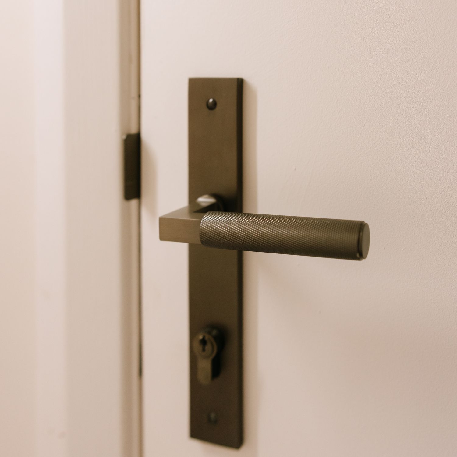 16252 - Brunswick Lever - Rectangular Backplate - Brushed Gold PVD - Passage