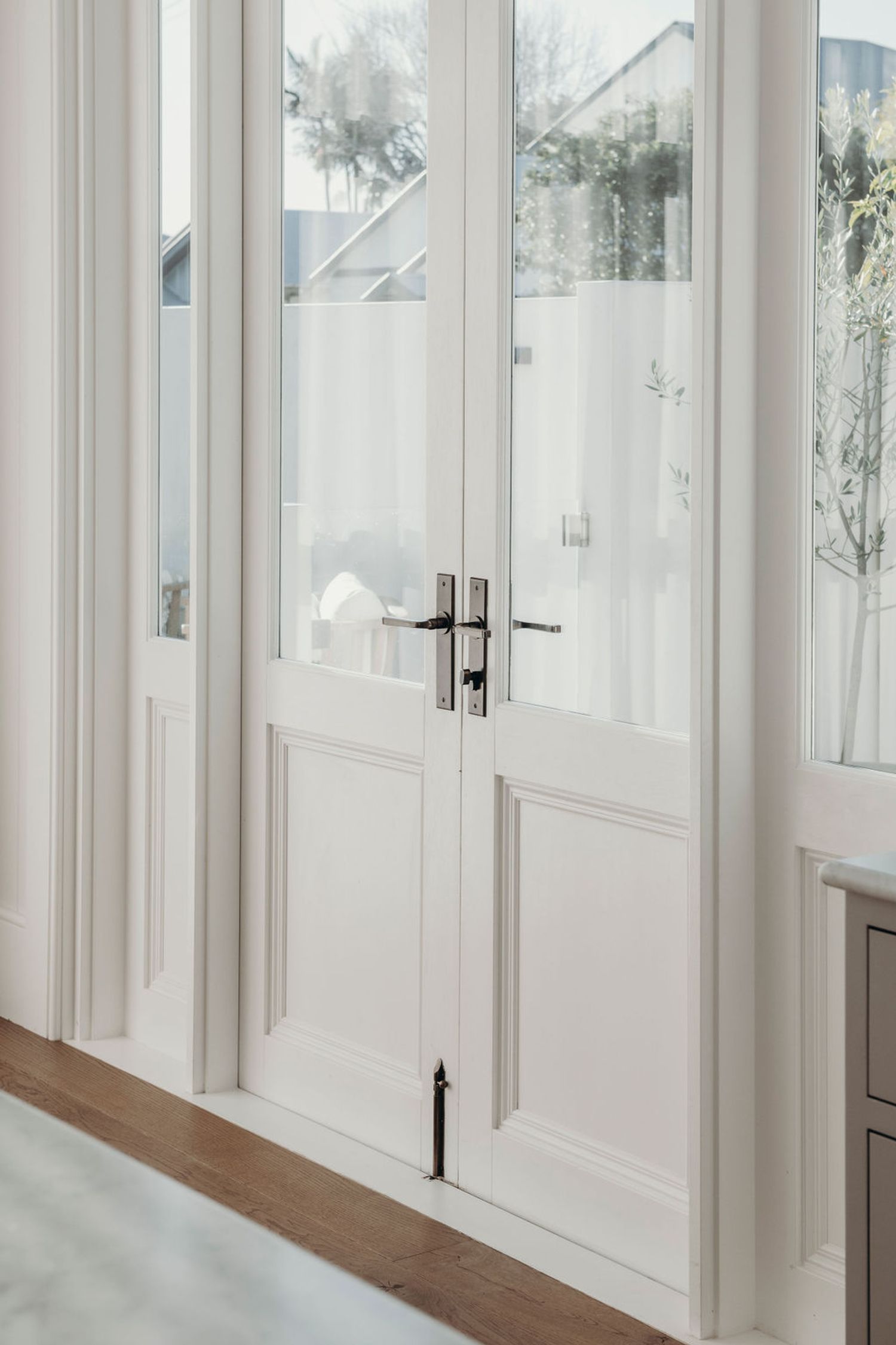 14788E85 - Annecy Lever - Chamfered Backplate - Satin Nickel - Entrance