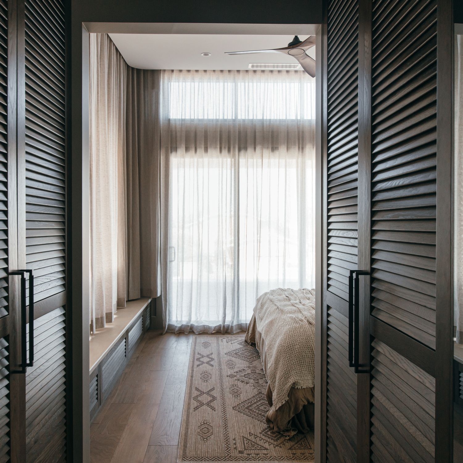 22122 - Brunswick Cabinet Pull - CTC256mm - Polished Chrome