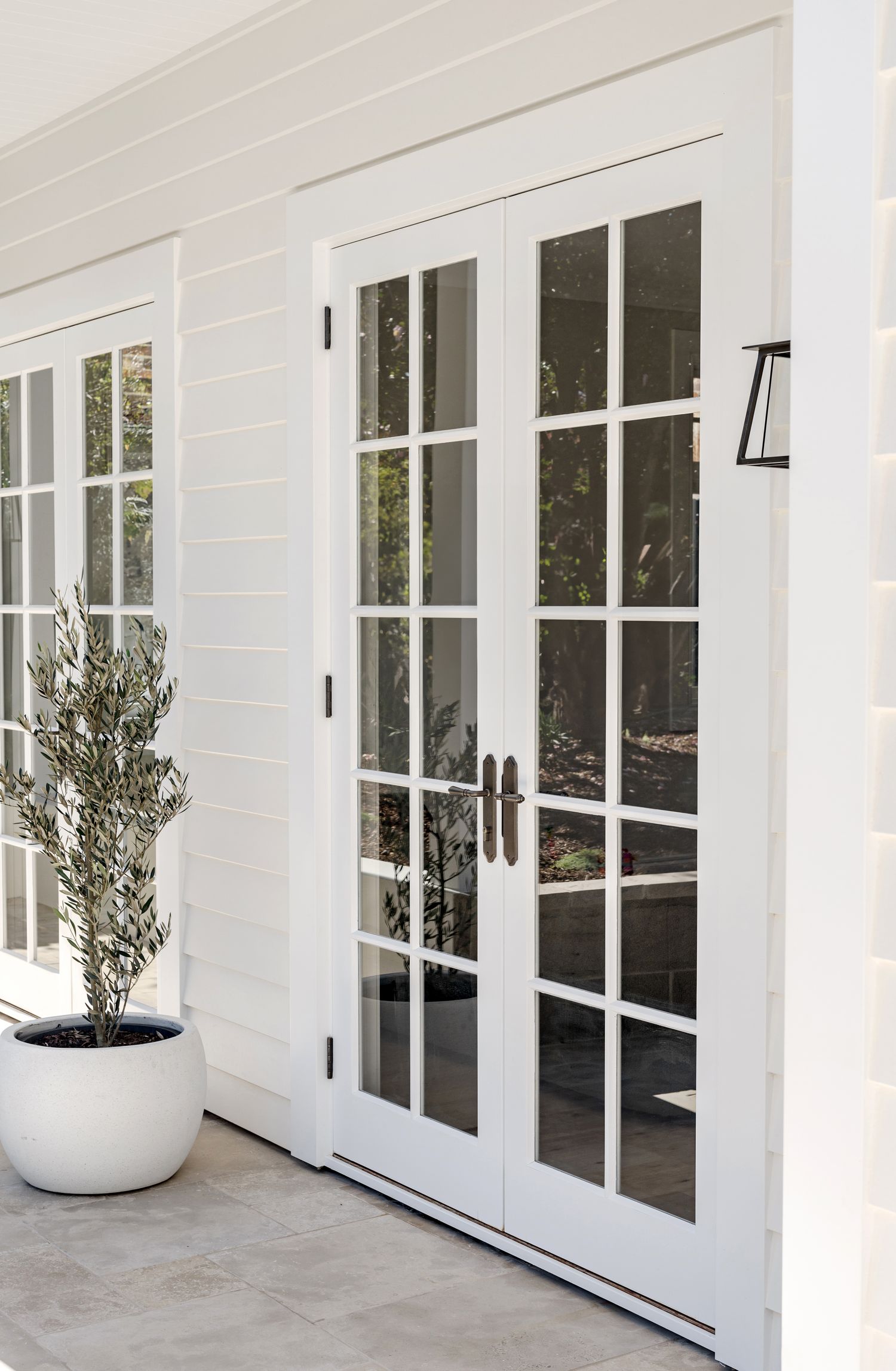 16212KENTR60KK - Sarlat Lever - Shouldered Backplate Entrance Kit with High Security Lock - Brushed Gold PVD - Entrance